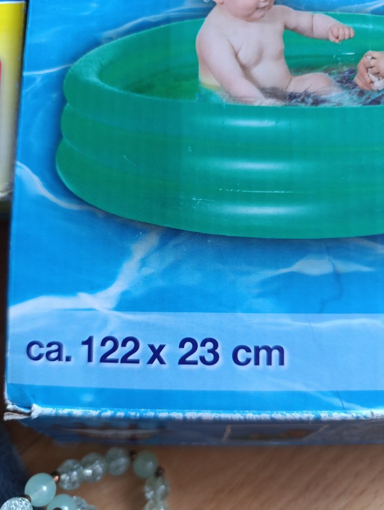 Basen pompowany dla malucha