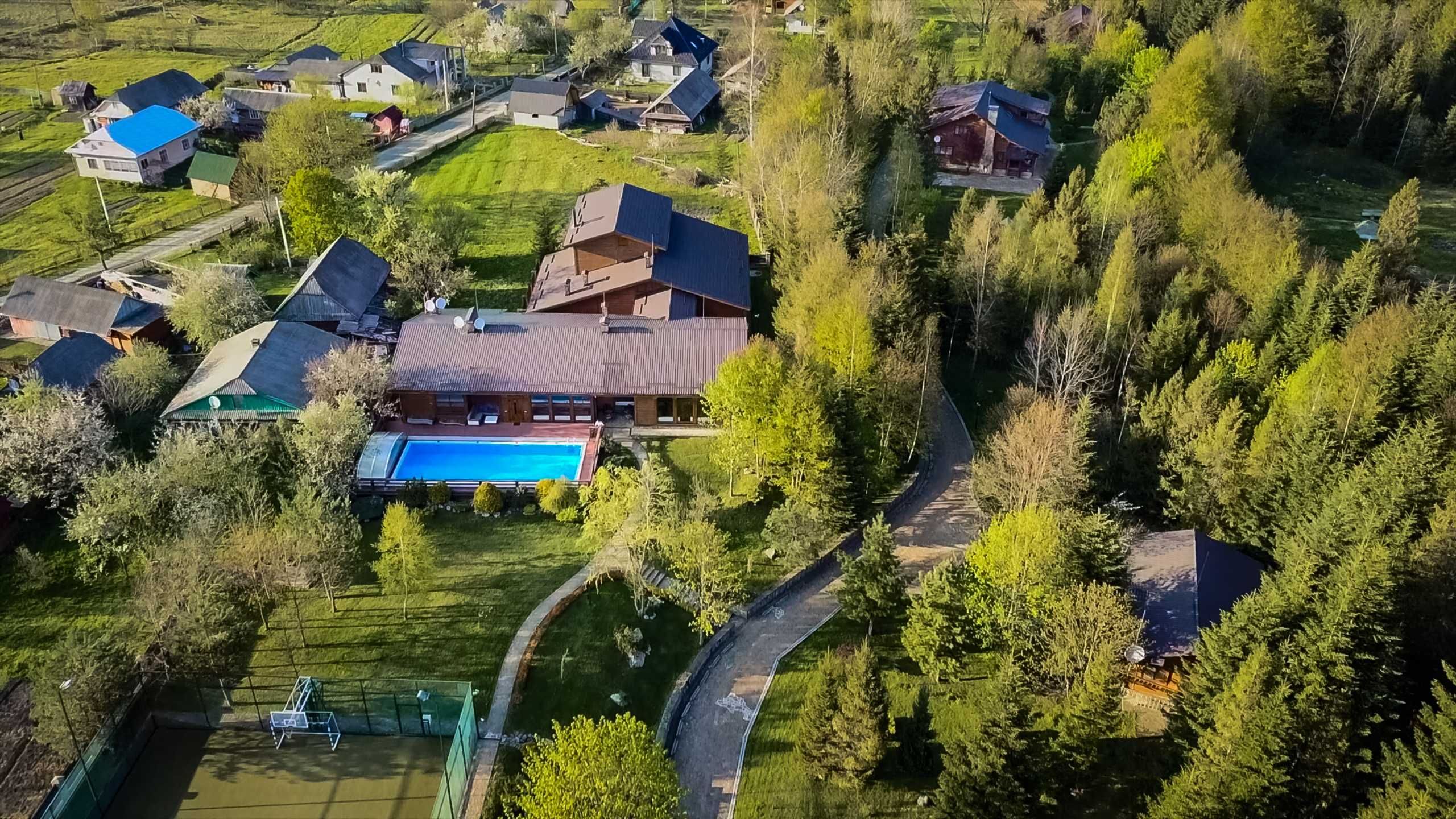 Продаж Резиденції віп класу Івано-Франківська область Стара Гута. Без%