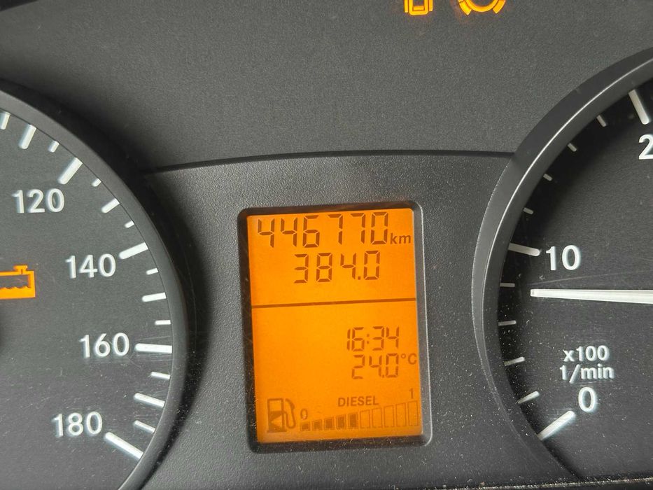 Мерседес спрінтер 2011 р. Sprinter, бус