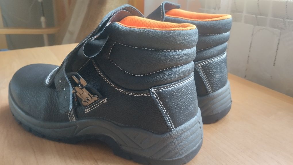 Buty do spawania NOWE r 44