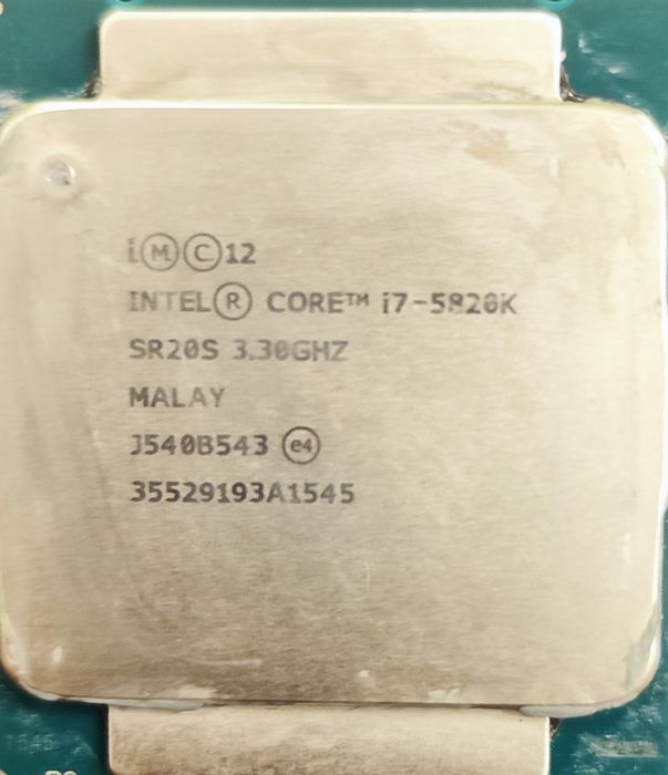 Intel Core i7-5820K.
