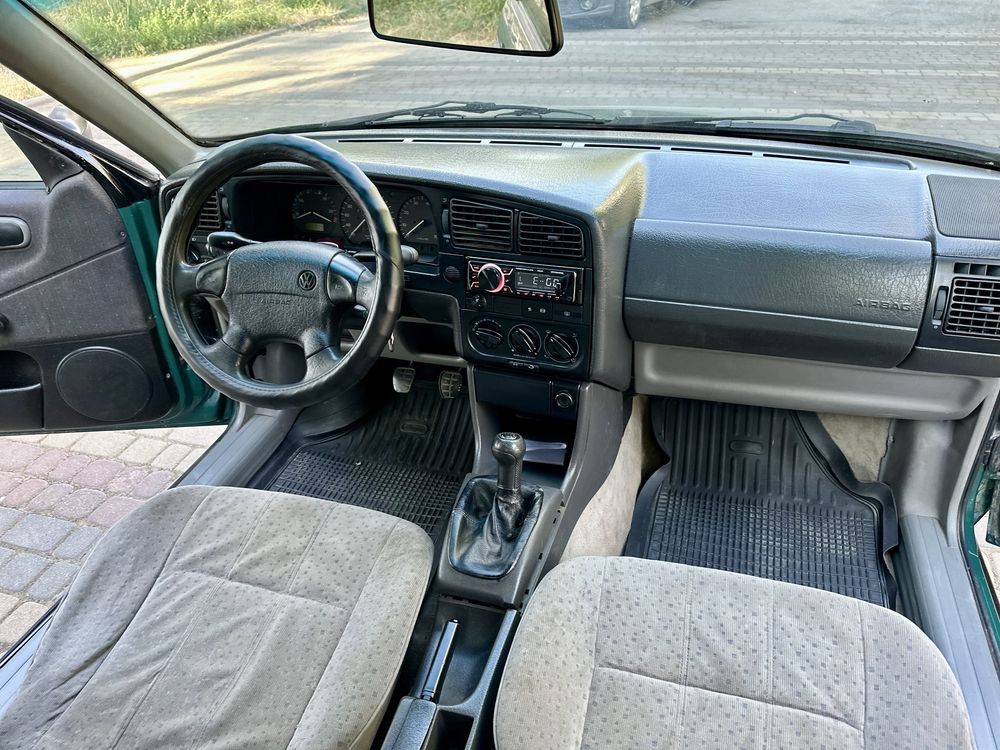 Продам Passat B4,1995 рік,2.0 Бензин.