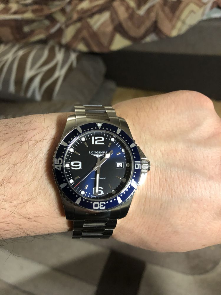 Продається Годинник Longines HydroConquest L3.740.4.96.6