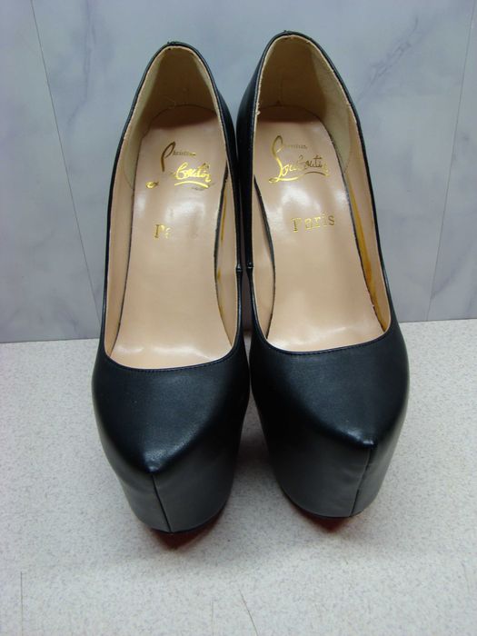 Christian Louboutin r.37 czarne szpilki z czerwoną podeszwą nowe