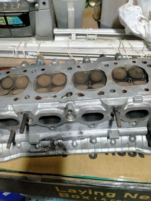 Головки блоку Ланос та Лачеті.