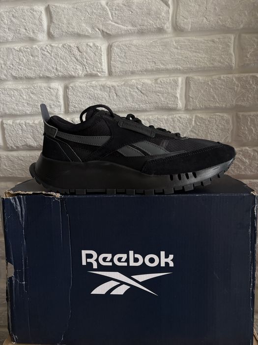 Чоловічі кросівки reebok legacy