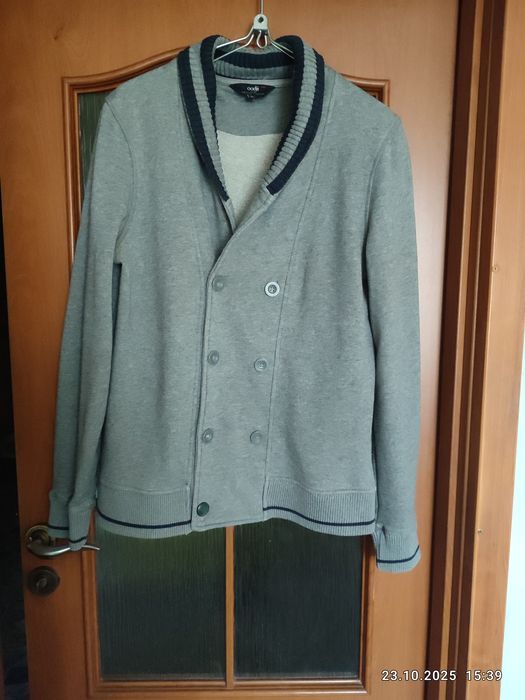 Мужской пиджачок oodji, в хорошем состоянии.