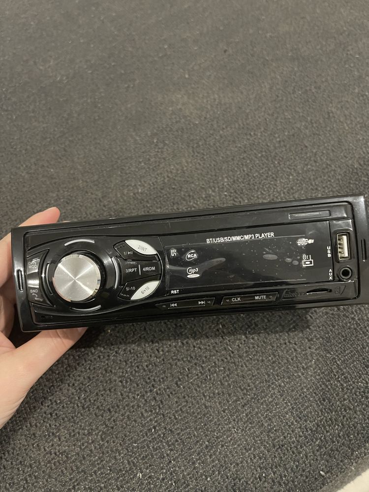 Radio Semi Novo com bluetooth