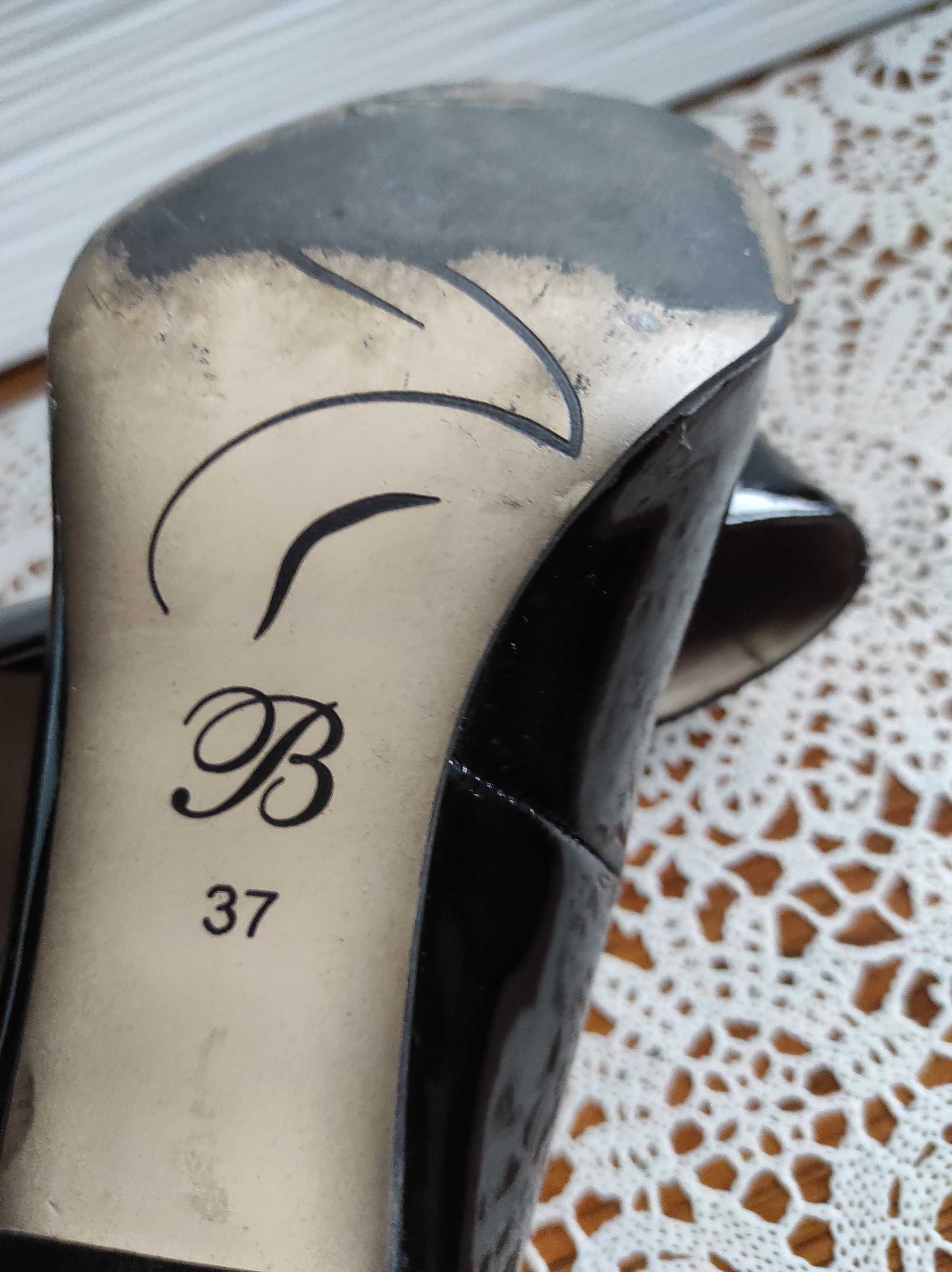Błażej czarne lakierki  czółenka skóra naturalna szpilki  37