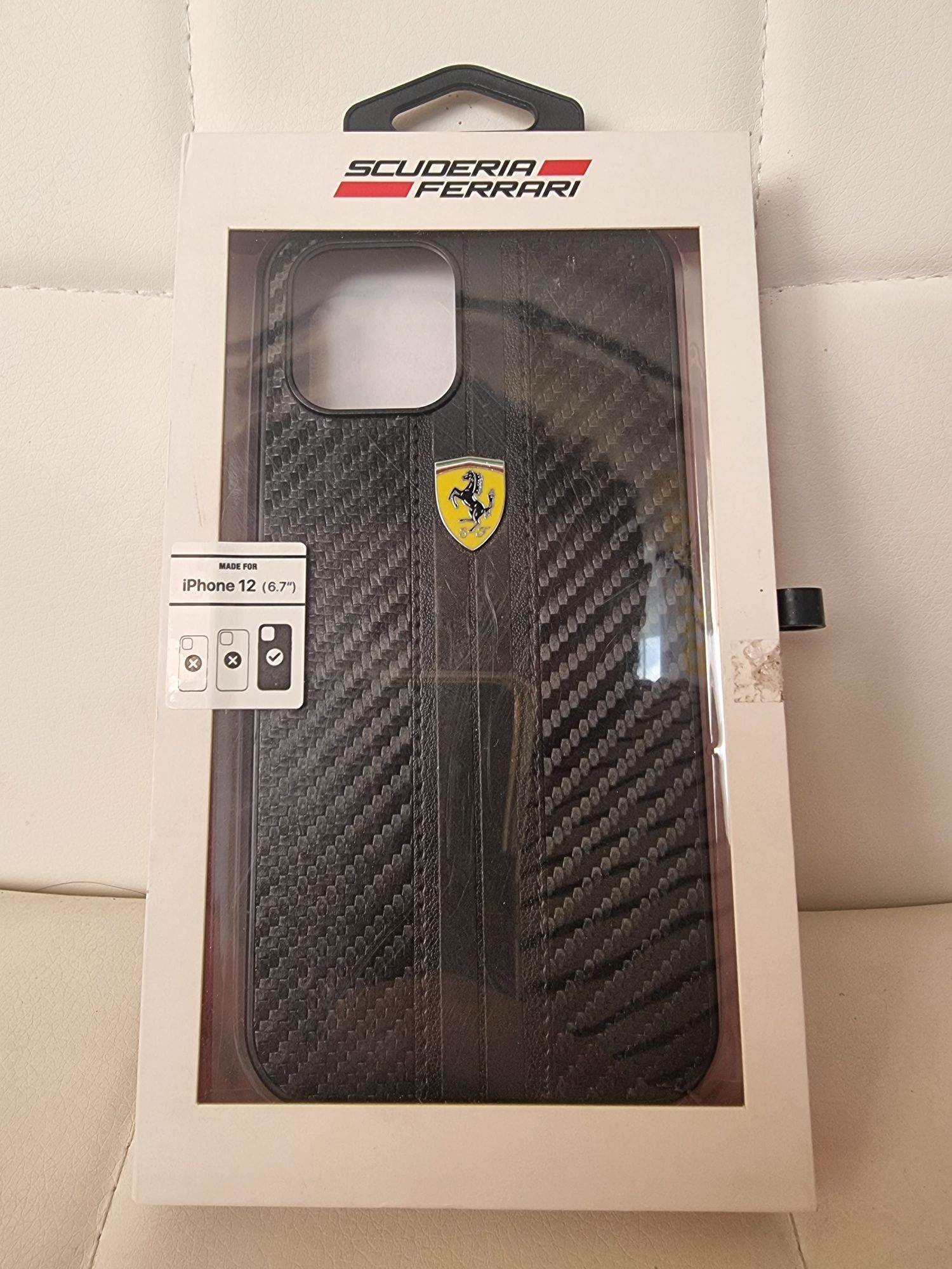 Case IPhone 12 Pro Max Ferrari