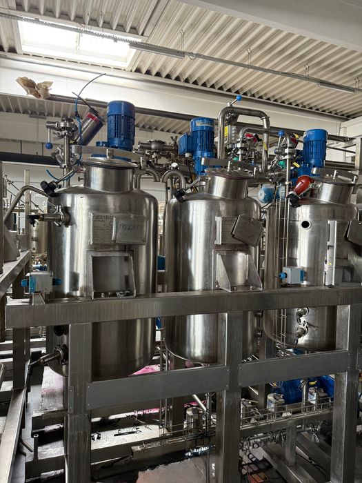 Реактор нержавіючий 155 л, є в наявності 6 шт