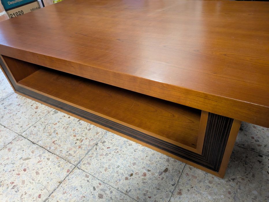 Mesa de Centro em Cerejeira