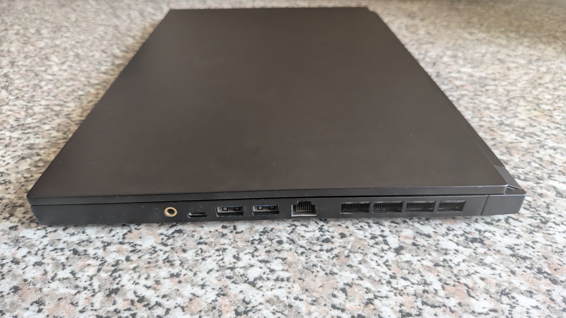 MSI GS66 Stealth/300Hz/i9-10980HK/RTX 2070 SUPER/40GB