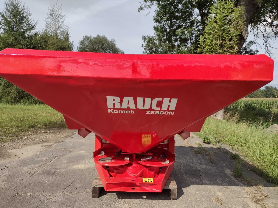 Rozsiewacz Rauch, 800 litrów, jak nowy