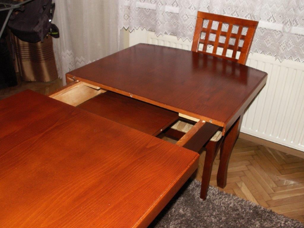 Komplet stół krzesła