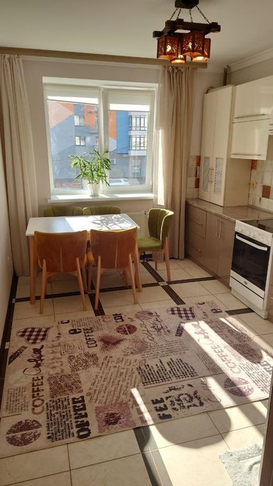 Оренда 3-кімнатної квартири. Вул. Національної гвардії