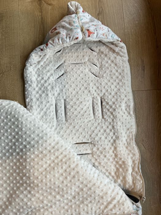 Śpiworek marki Samiboo do gondoli/spacerówki/sanki