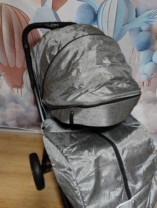 Wózek spacerowy spacerówka Momi Miya do 22 kg z akcesoriami duże koła