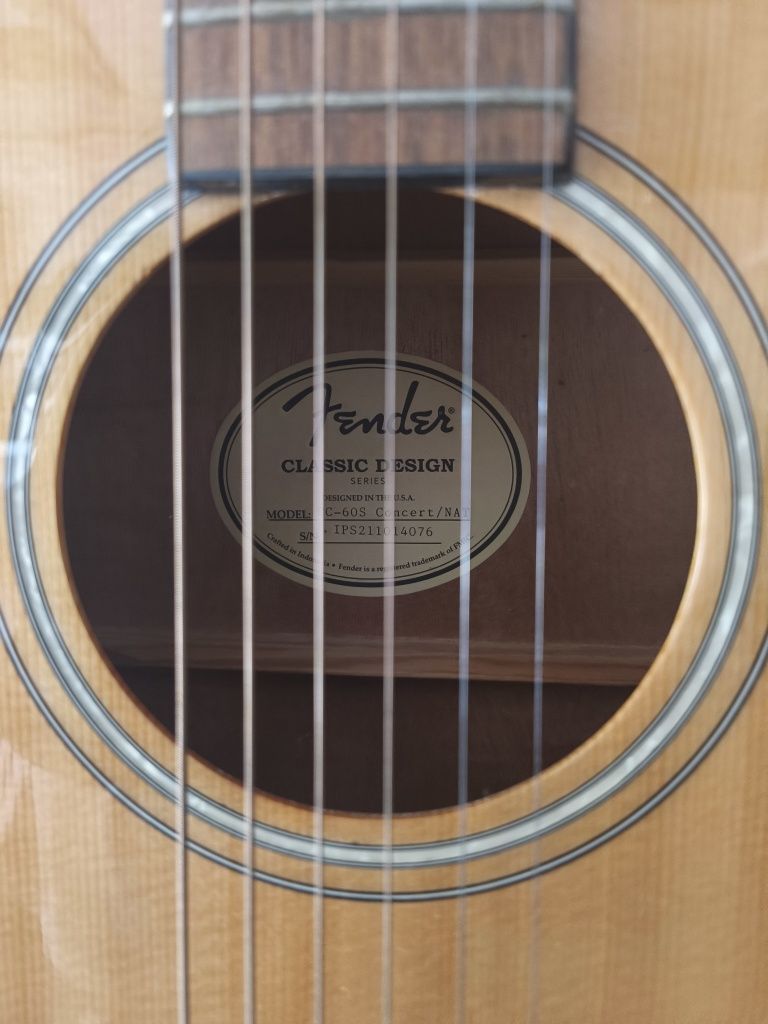 guitarra fender como nova