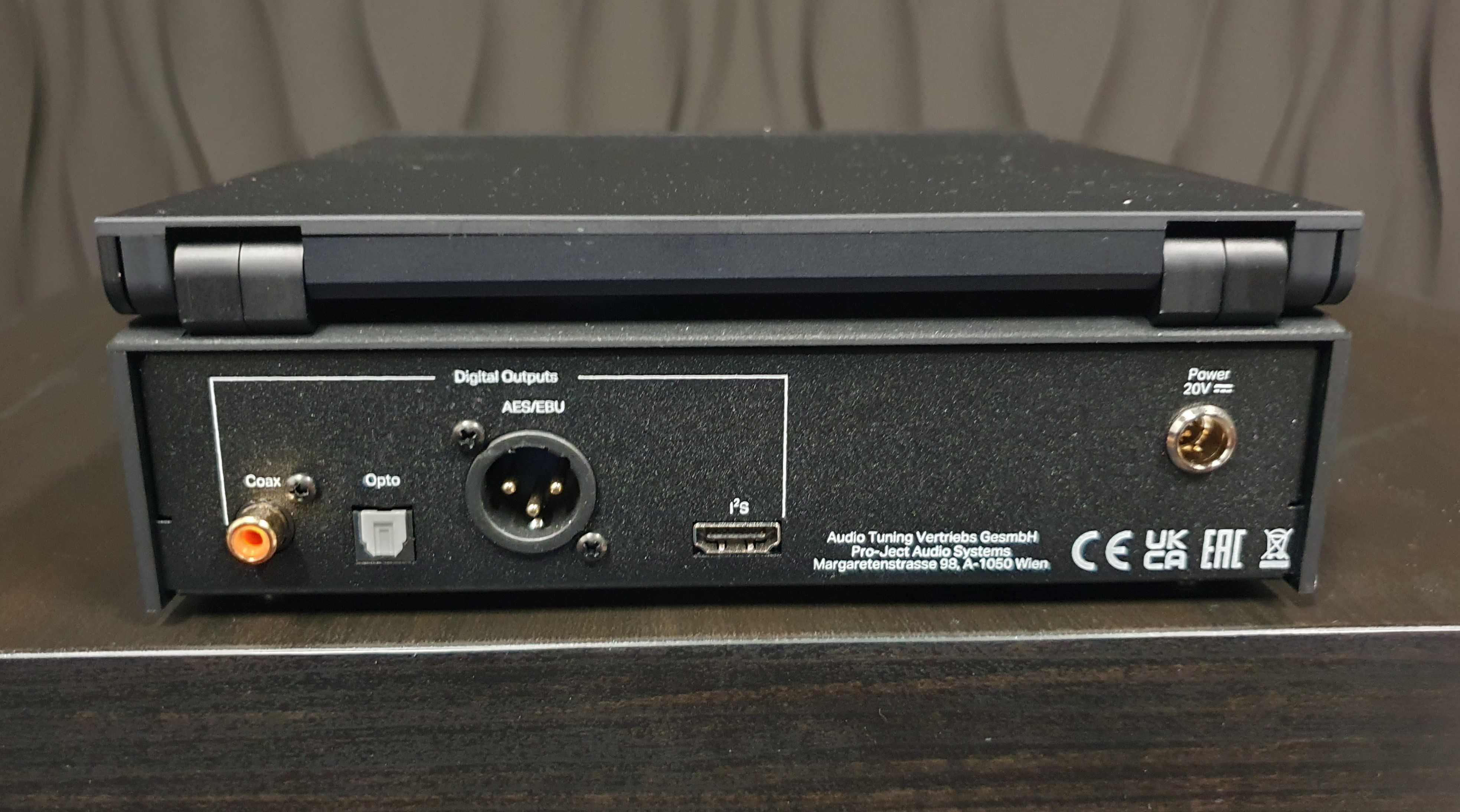 Pro-Ject CD Box RS2T + ULPS Tomanek CD – Pro 8 AES/EBU (XLR) NOWY