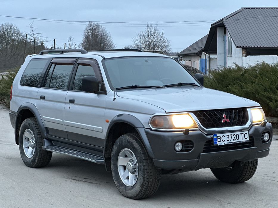 Mitsubishi Pajero Sport 3.0 газ/бензин
