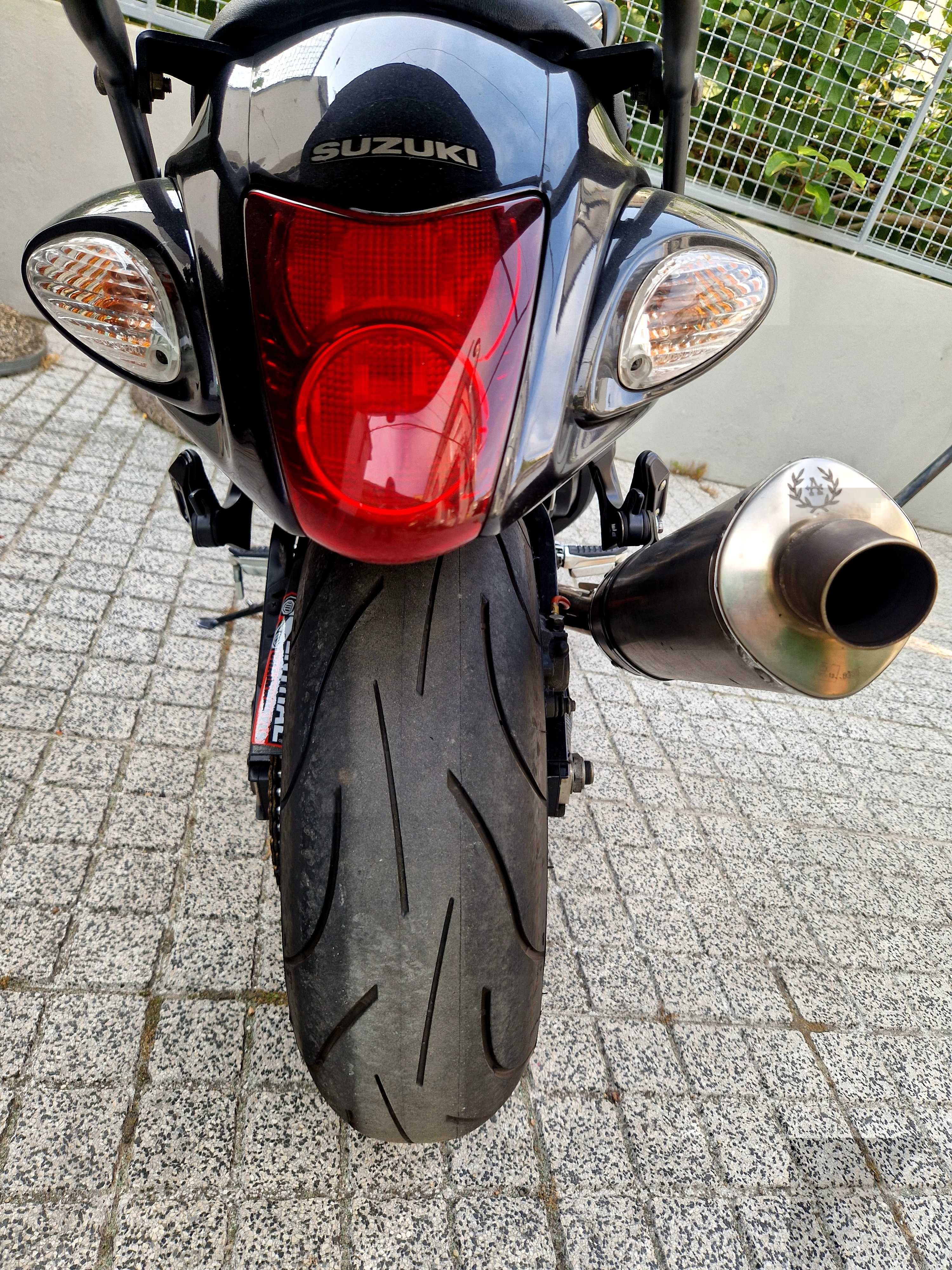 Suzuki Hayabusa K8 (RESERVADA)