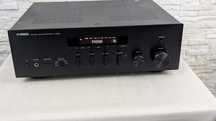 Yamaha R-S500 Wysokiej klasy amplituner FM stereo