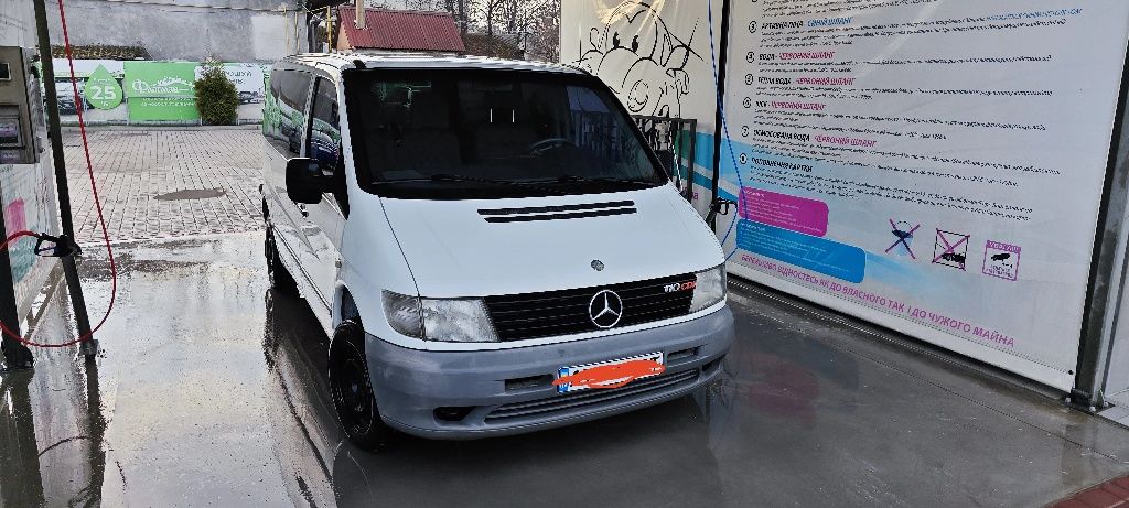 Mercedes Benz Vito 110cdi 2000 року, перероблена на пасажир