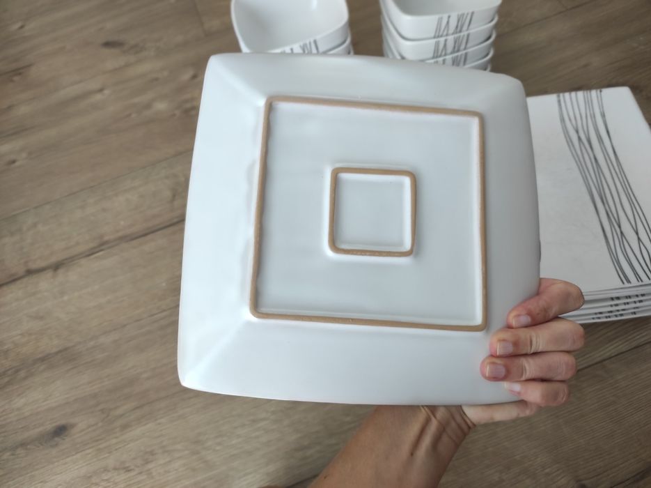 Zestaw obiadowy talerze miski 12 osób