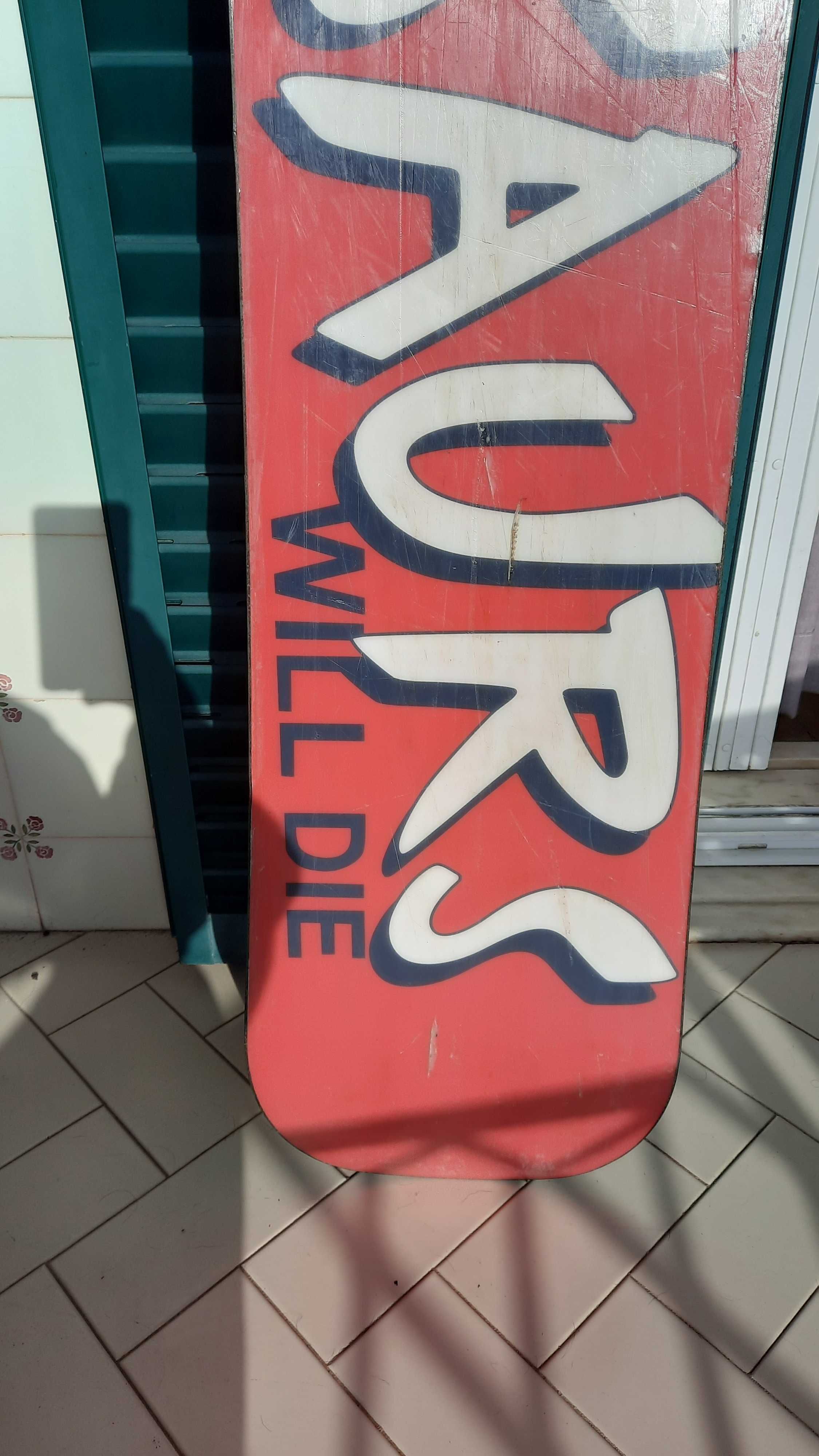 Prancha de Snowboard 151 com fixações Union (M/L bota de neve 40 a 44)
