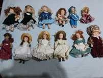 Conjunto de 12 bonecas em porcelana em miniatura (5€ cada)

A levantar