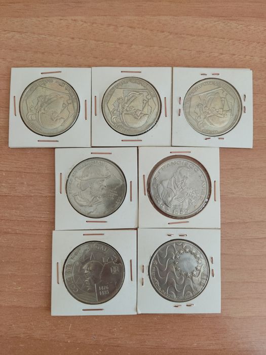 7 Moedas de 200 Escudos