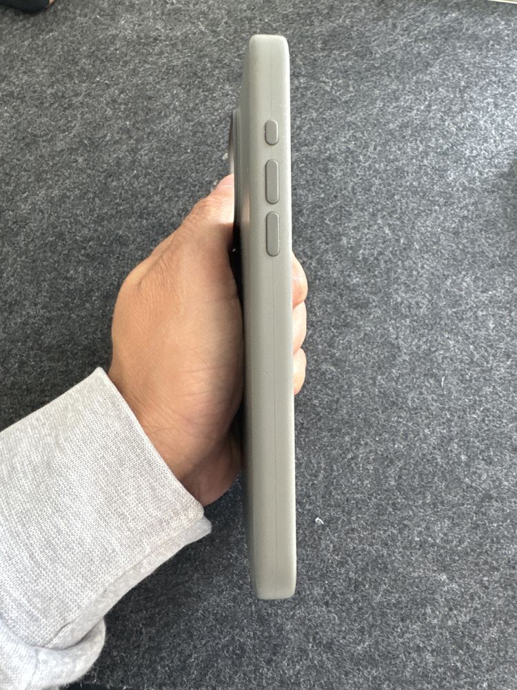Capa Apple silicone cinzenta iphone 15 Pro Max