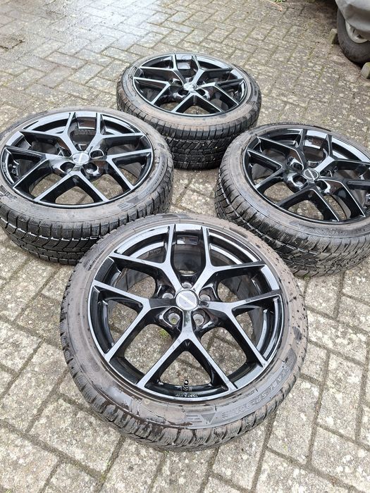 Felgi Borbet 17" 5x100 Opony zimowe 205/45/17 Audi/Skoda/Seat/Vw