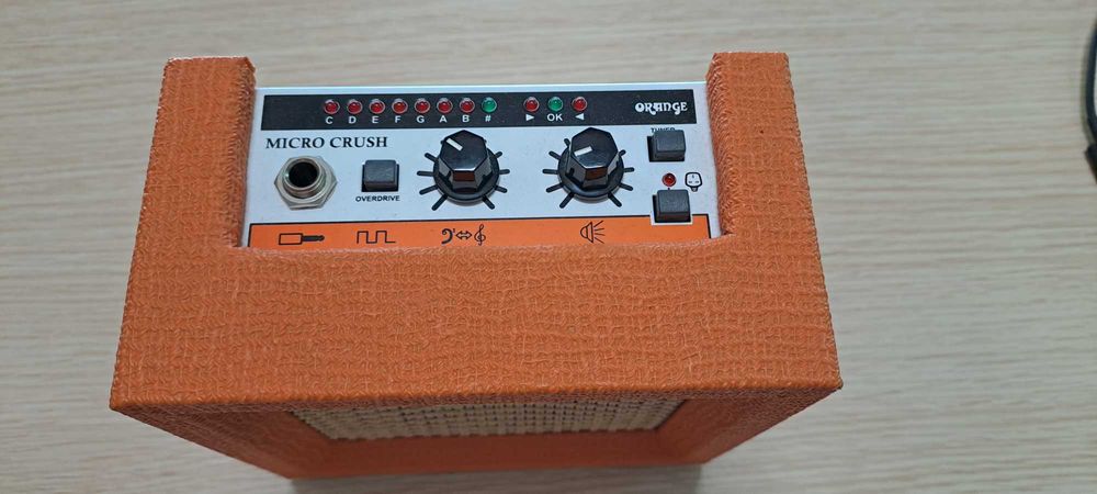 Amplificador Combo Mini para Guitarra Orange CRUSH3 micro pix laranja