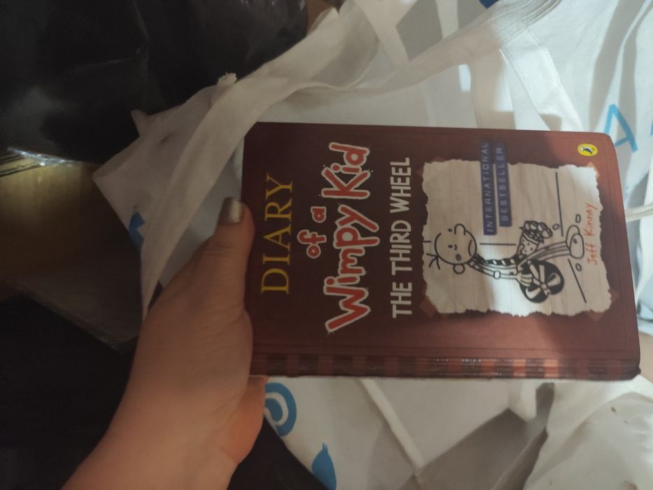 Книга английский дневник слабака diary of a wimpy kid