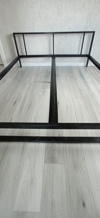 Ліжко двоспальне металеве