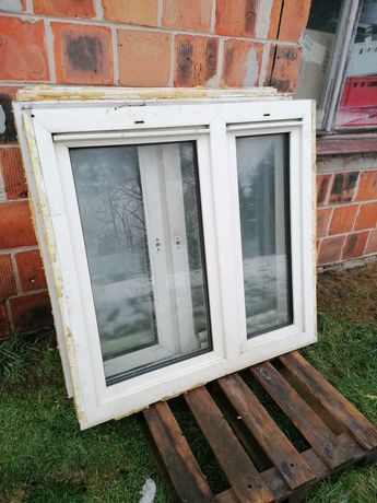 Okna 113 x 116 cm