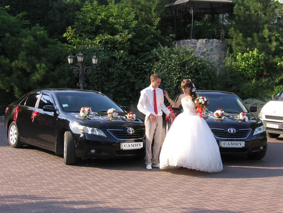 Свадебный кортеж, авто на свадьбу, обслуживание свадеб Toyota Camry