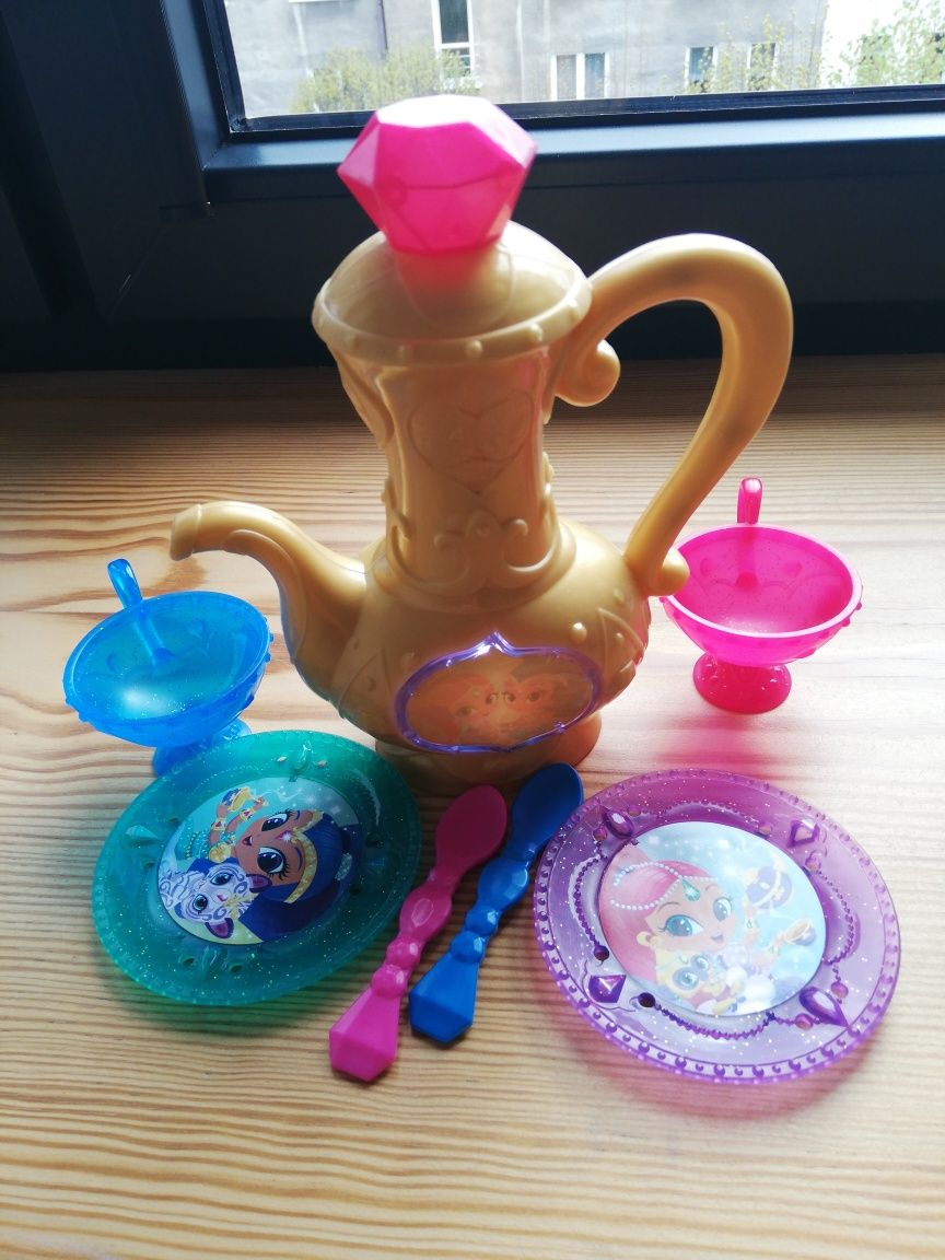 Shimmer i Shine zestaw do herbaty - grający dzbanek Fisher Price