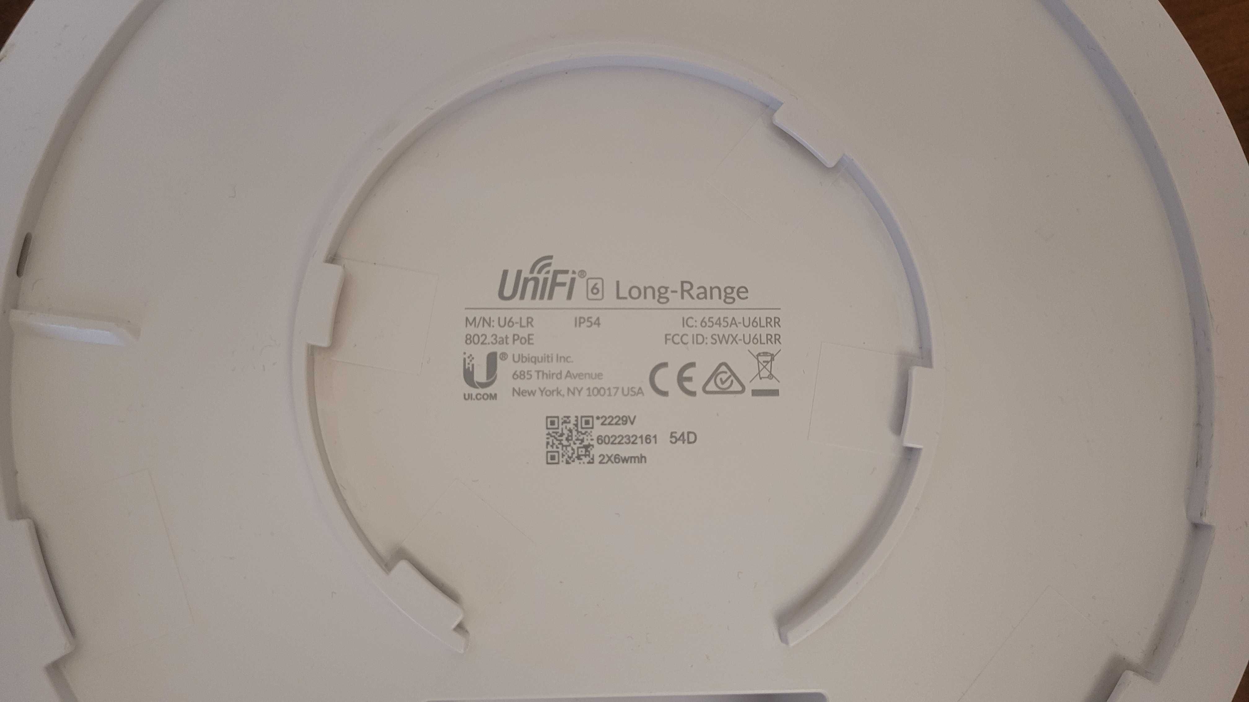 Ubiquiti UniFi 6 Long-Range (U6-LR) — Wi-Fi точка доступа 802.11ax