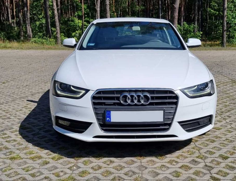 Разборка Audi A4 B8 бампер комплектний