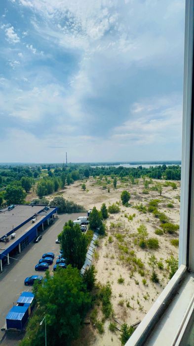 Ревуцького 54-Б, 1-к.кв 47,5м2 з обробкою та видом на озеро, h-2,70