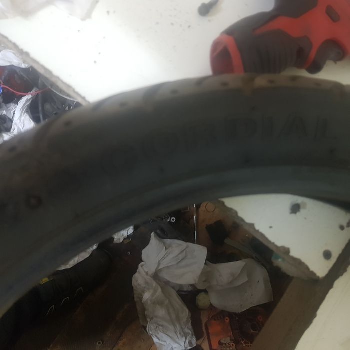 Opona motocyklowa 110/80-17