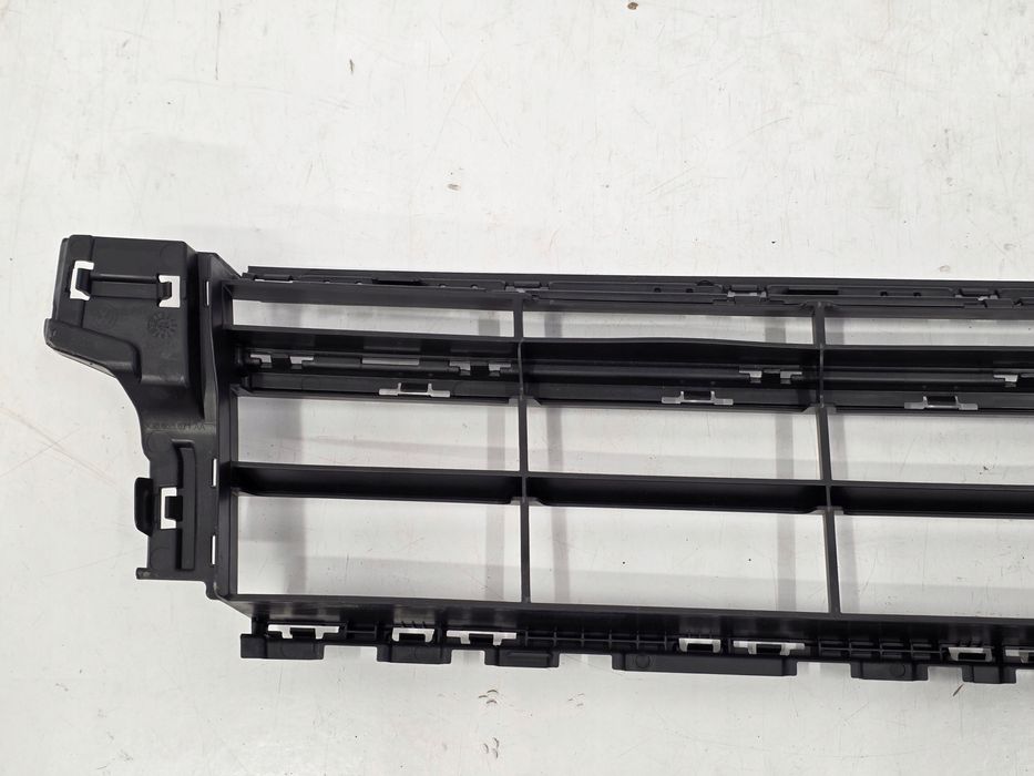 kratka środkowa vw passat b8 lift r-line 3g0853677aj 3g0853671aa nowa