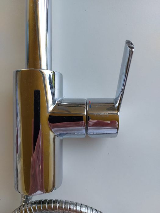 Misturadora de lava-loiças da TRES