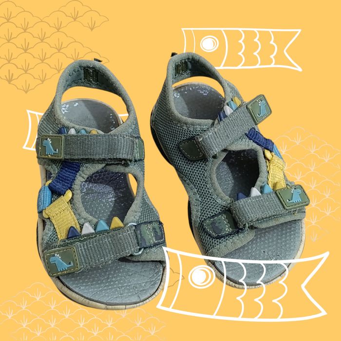 Босоніжки сандалі для хлопчика F&F хакі зелені динозавр р.26 в садик