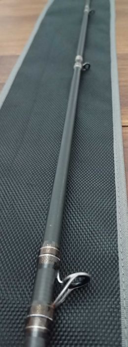 Cana de Jigging Storm Adajo + PE4