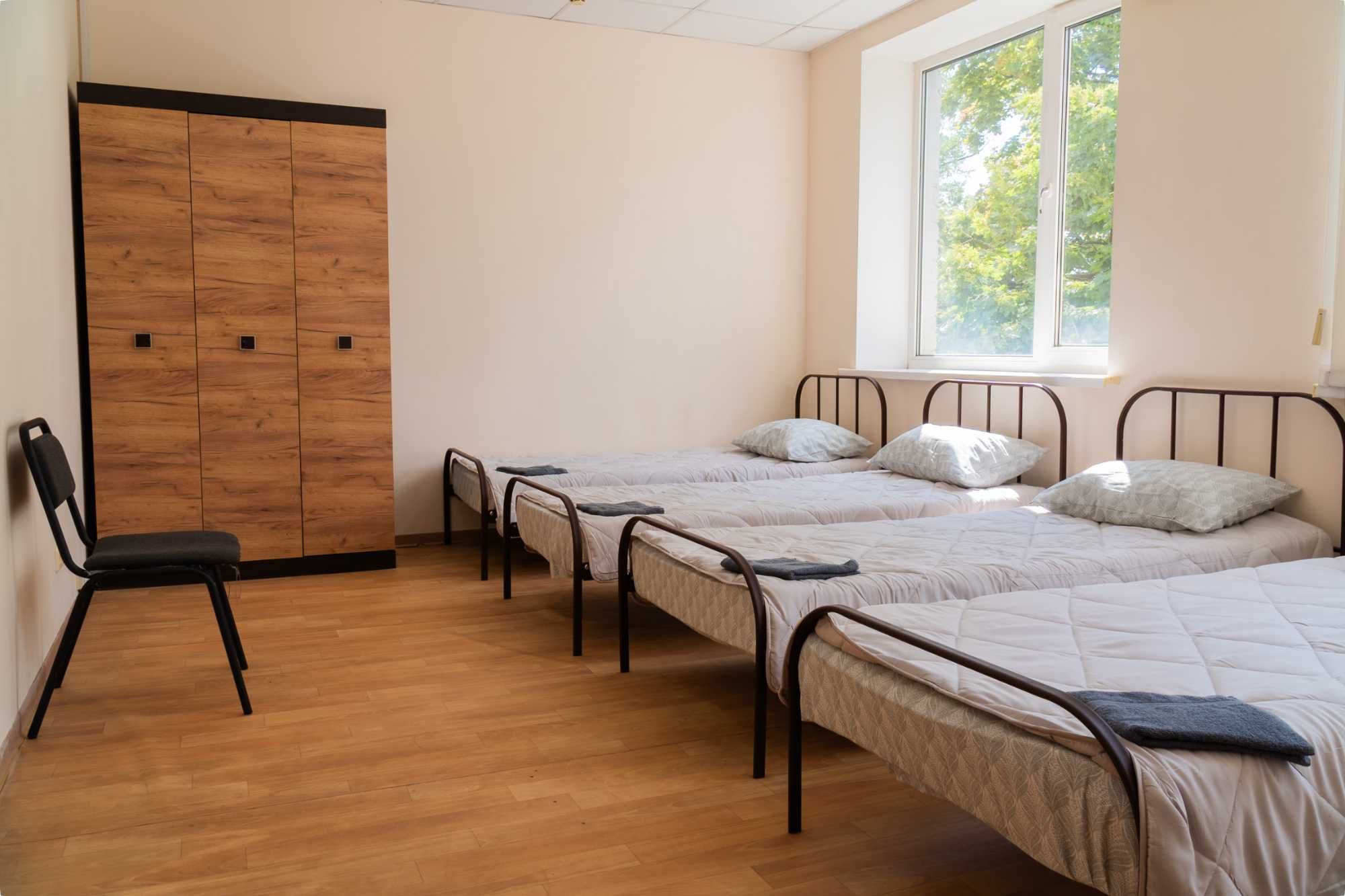 Sicheslav Hostel / Січеслав Хостел / Сичеслав Хостел розміщення бригад