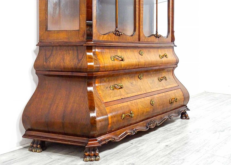 Stylowa Wysoka WITRYNA NeoBarok | Drewniana Witryna Orzech SZPROSY